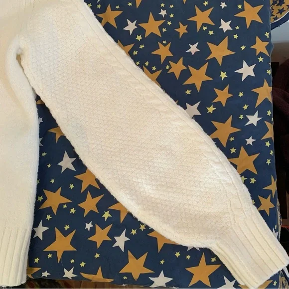 Abercrombie & Fitch Chunky Knit Sweater - Picture 4 of 10